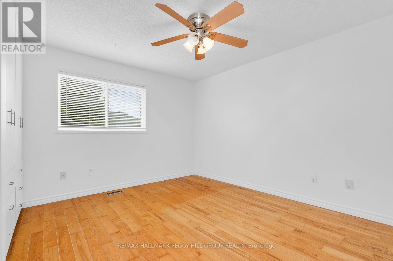 Upper - 69 Moir Crescent, Barrie (Painswick North), Ontario  L4N 8B2 - Photo 7 - S13104408