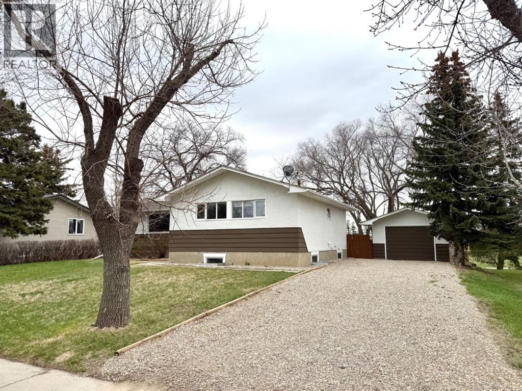 505 4 Street S, Vulcan, Alberta  T0L 2B0 - Photo 3 - A2307312