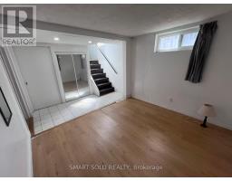 58 EMMELINE CRESCENT, Toronto, Ontario