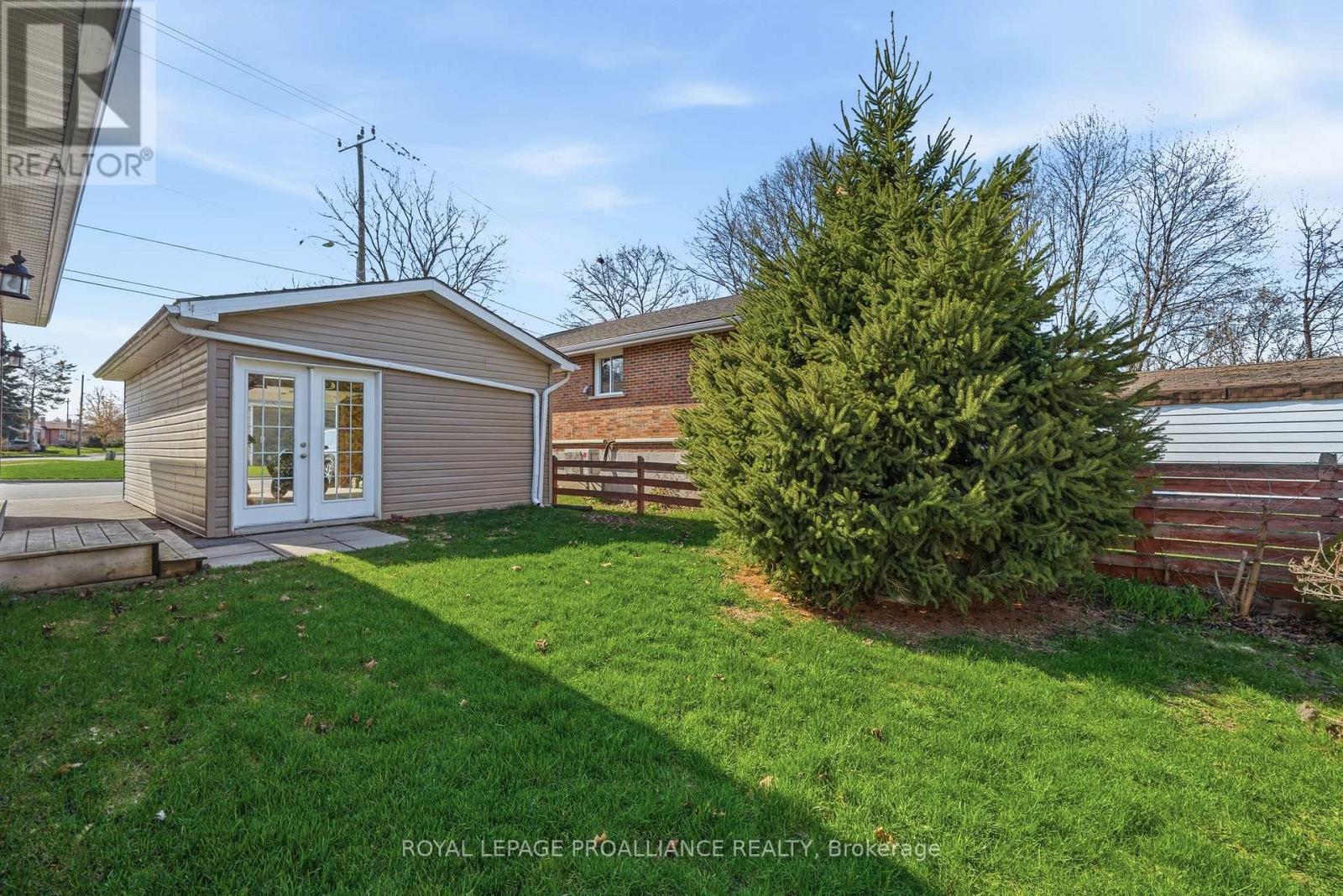 198 Moira Street W, Belleville, Ontario  K8P 1T5 - Photo 32 - X13047440