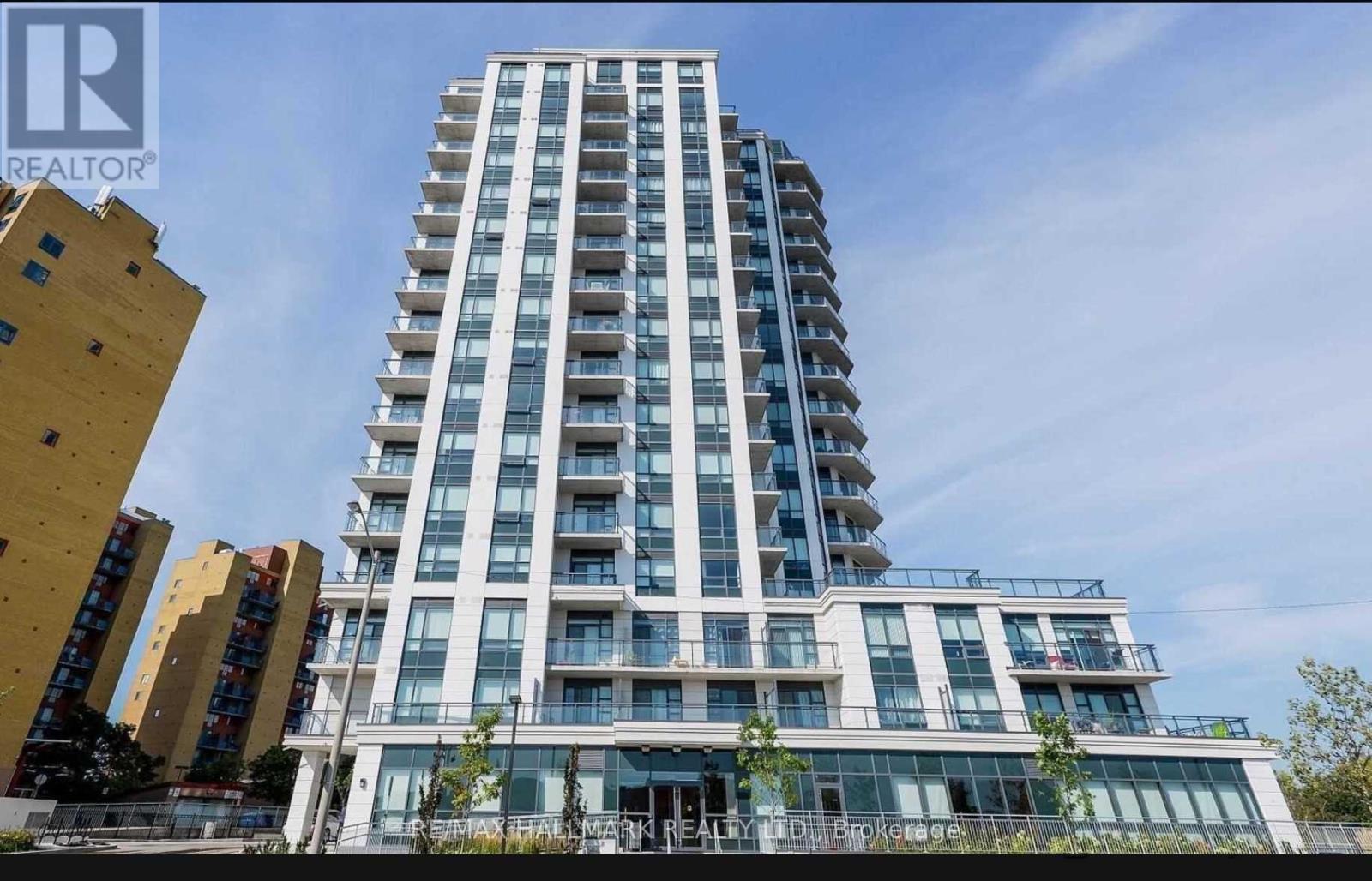 812 - 840 QUEENS PLATE DRIVE, Toronto, Ontario