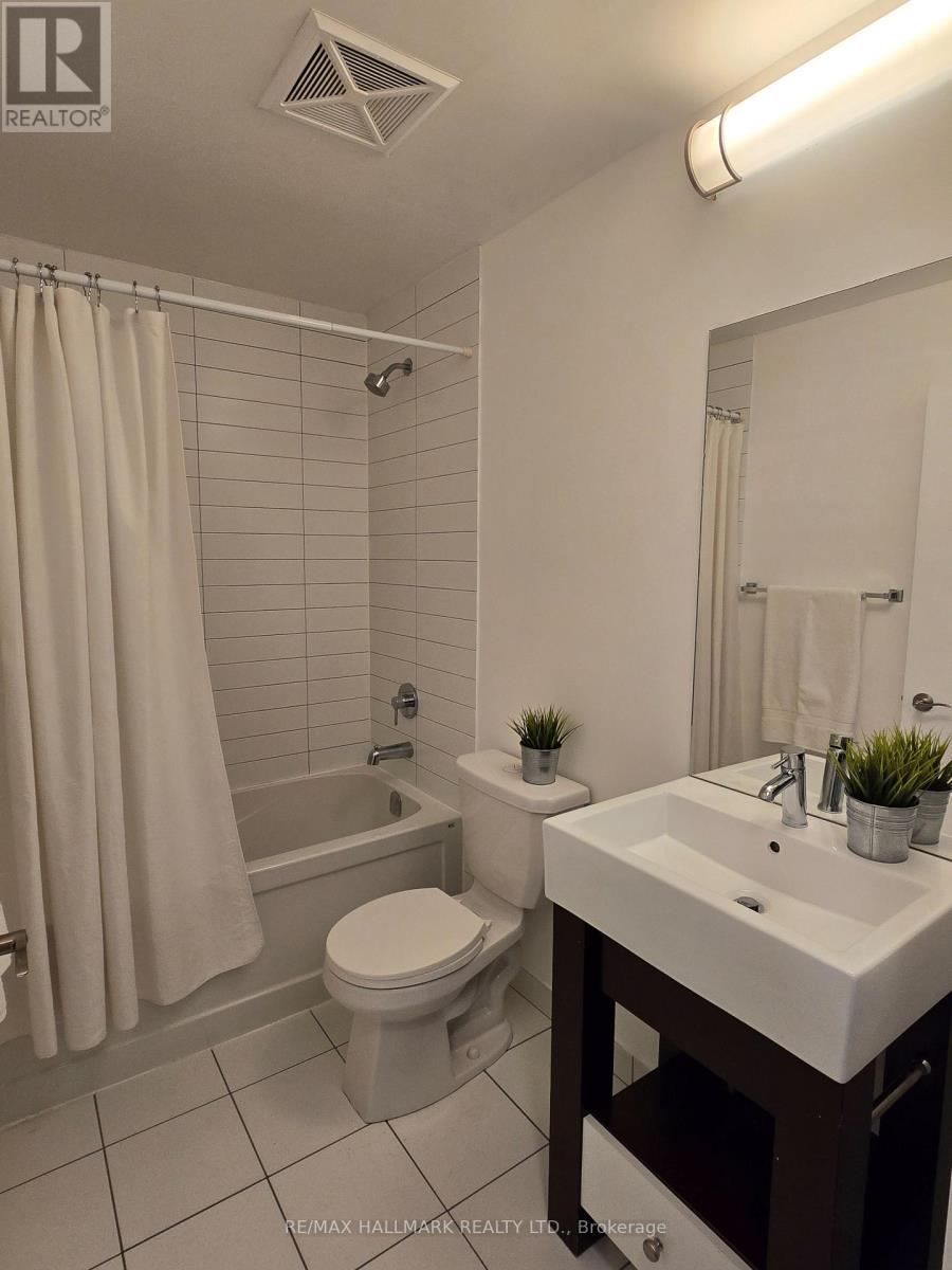 812 - 840 Queens Plate Drive, Toronto, Ontario  M9W 0E7 - Photo 13 - W13104188
