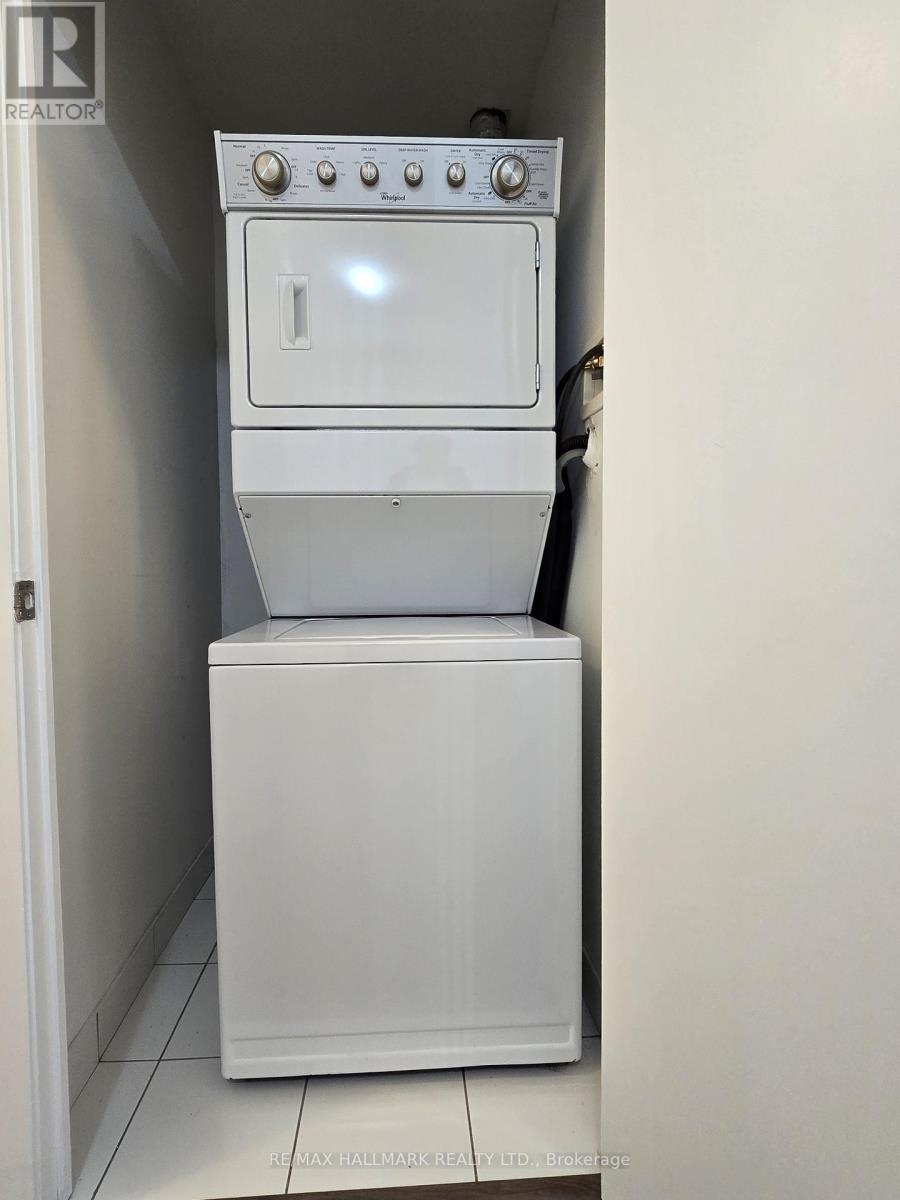 812 - 840 Queens Plate Drive, Toronto, Ontario  M9W 0E7 - Photo 15 - W13104188