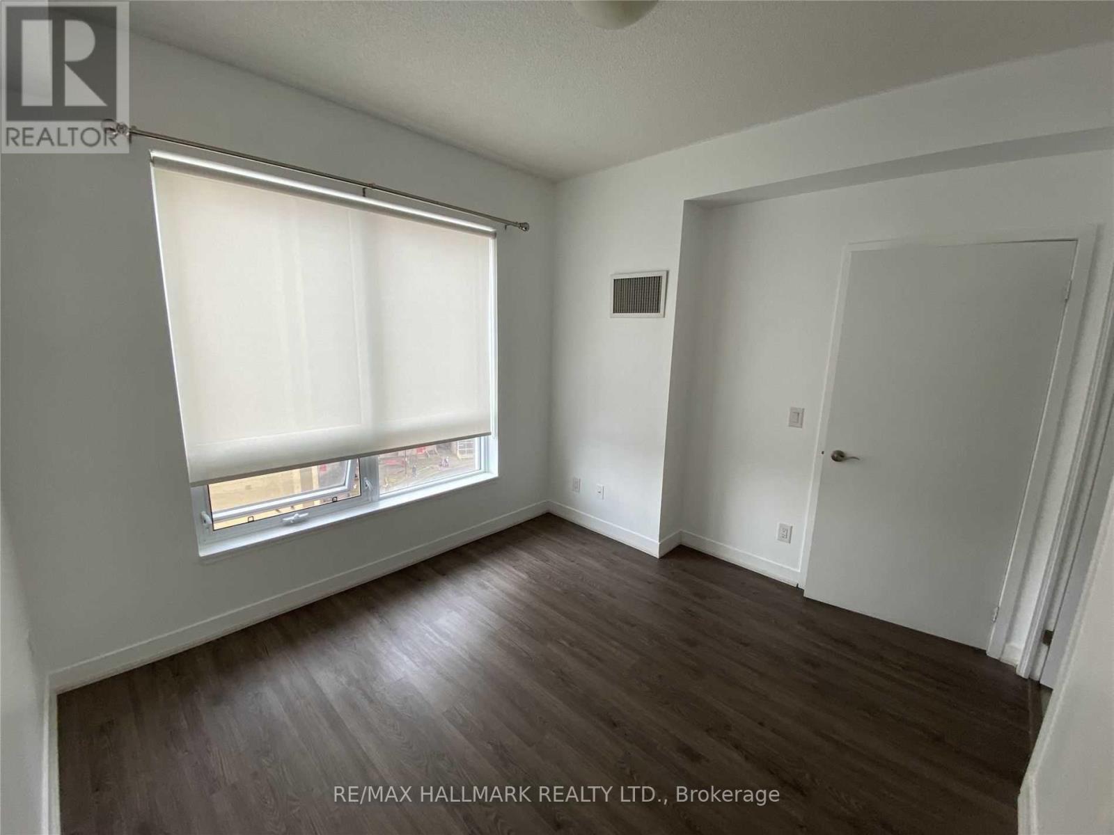 812 - 840 Queens Plate Drive, Toronto, Ontario  M9W 0E7 - Photo 6 - W13104188