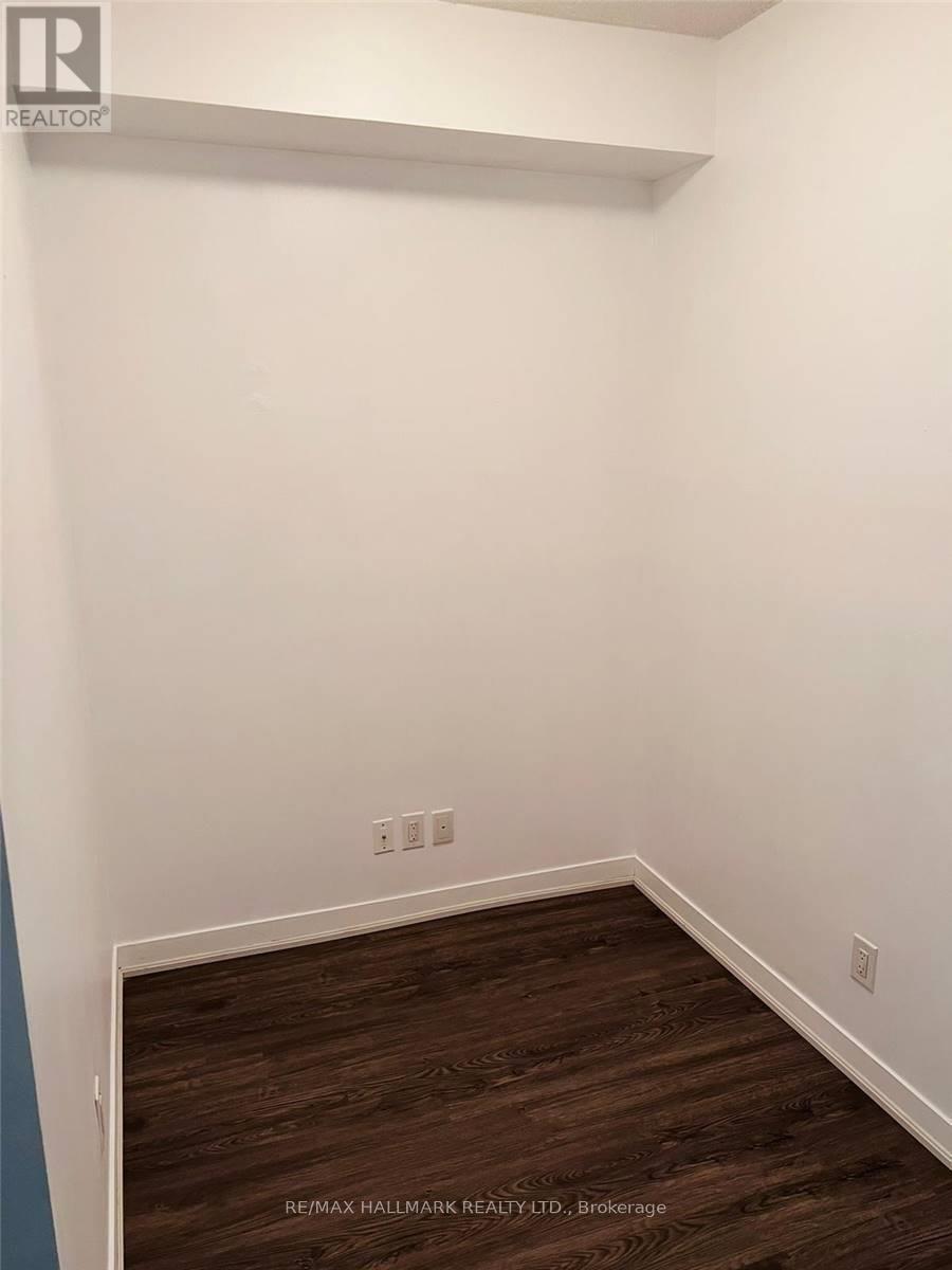 812 - 840 Queens Plate Drive, Toronto, Ontario  M9W 0E7 - Photo 8 - W13104188