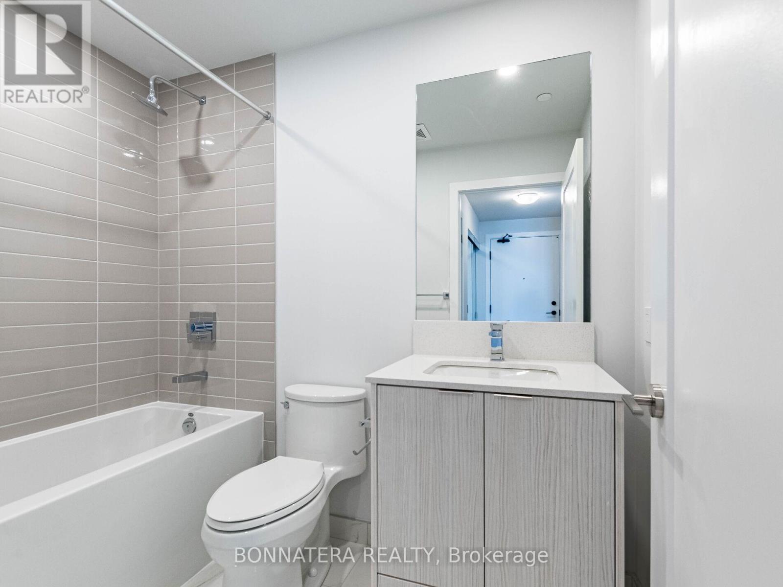 4309 - 430 Square One Drive, Mississauga, Ontario  L5B 0L6 - Photo 29 - W13104266