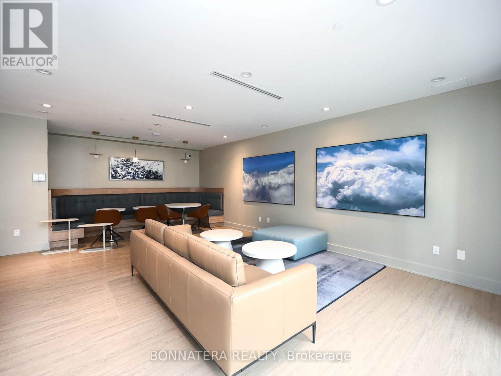 4309 - 430 Square One Drive, Mississauga, Ontario  L5B 0L6 - Photo 37 - W13104266