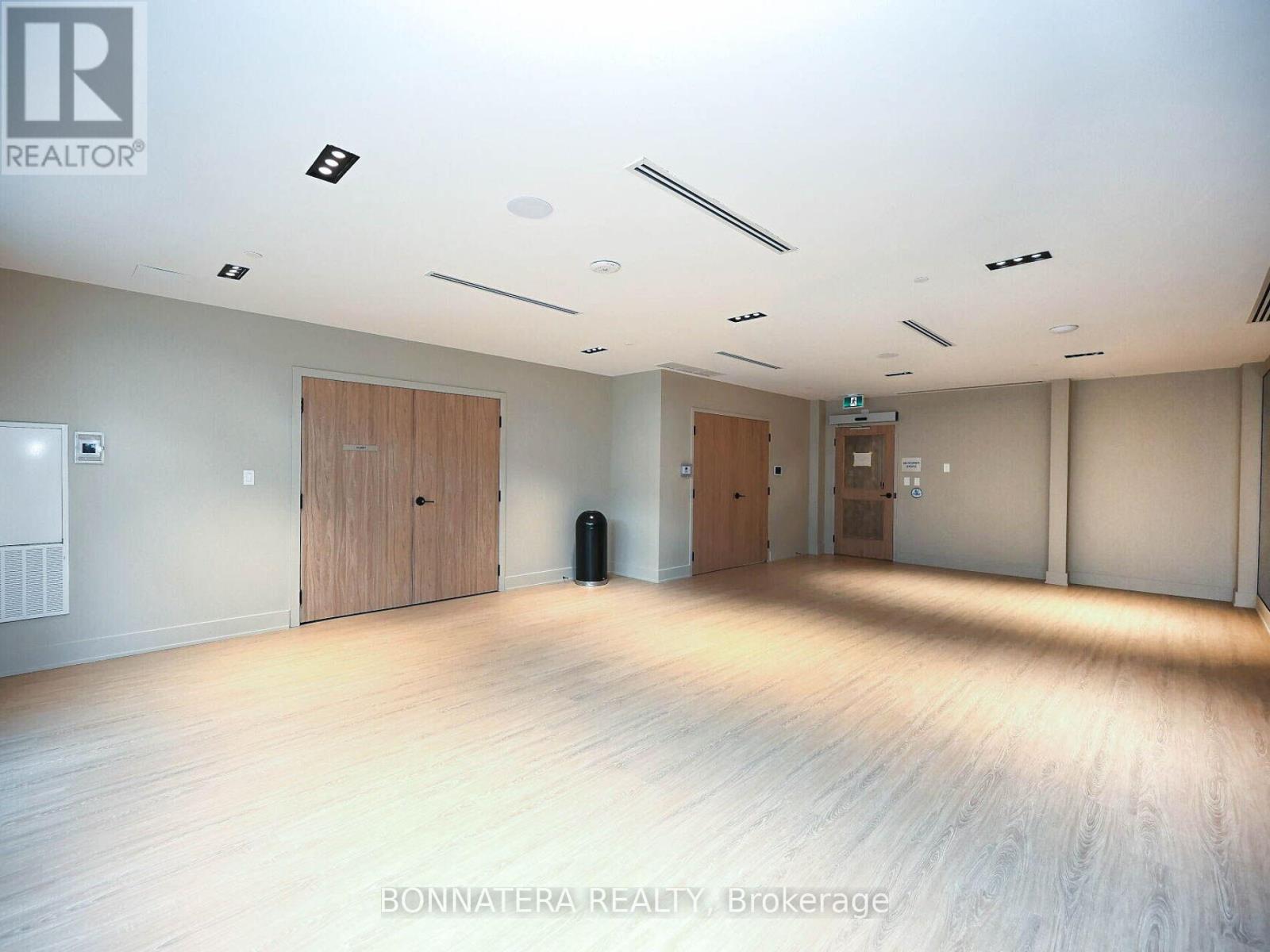 4309 - 430 Square One Drive, Mississauga, Ontario  L5B 0L6 - Photo 42 - W13104266