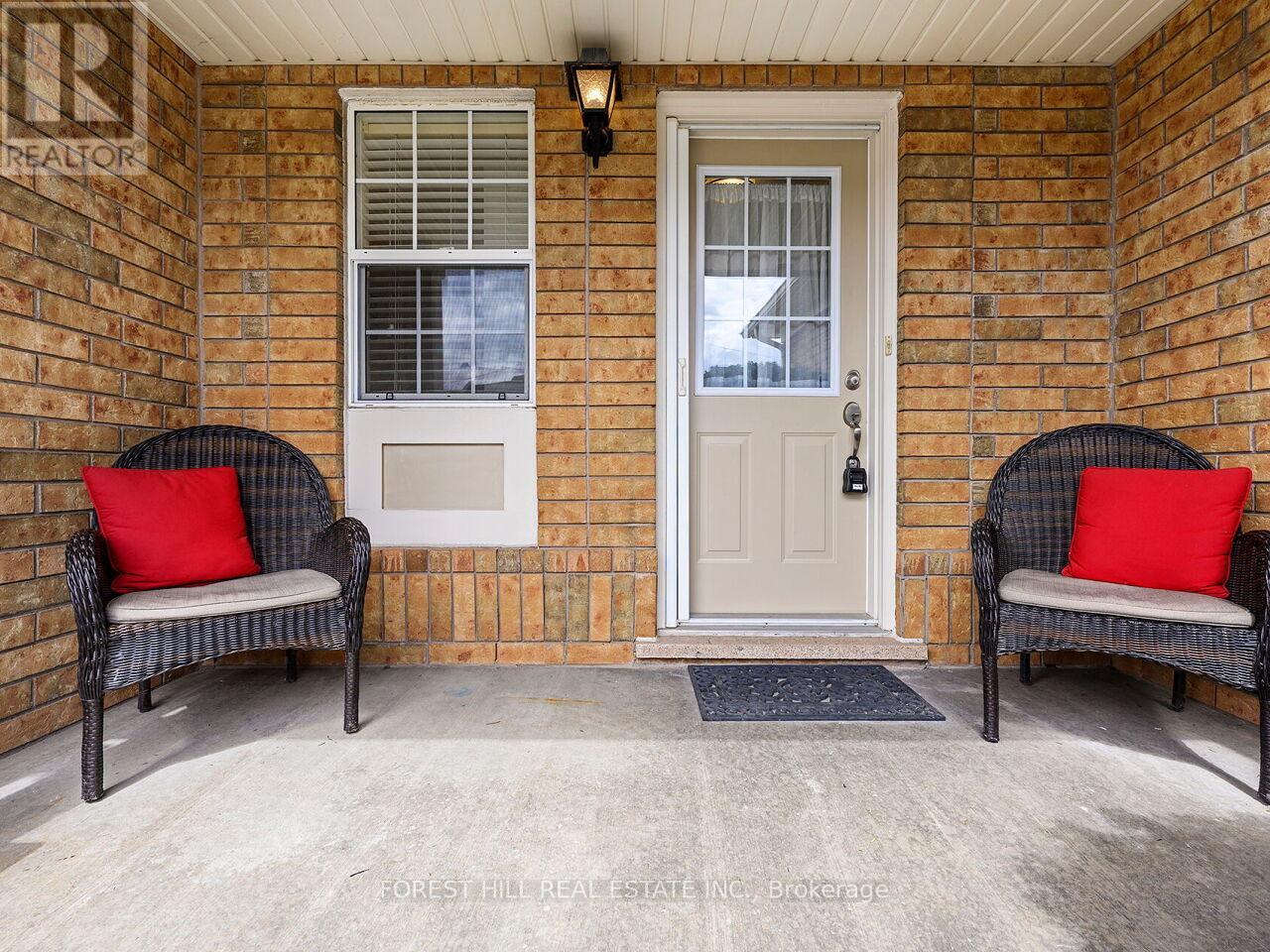 1066 Cooper Avenue, Milton, Ontario  L9T 5W6 - Photo 3 - W13104290