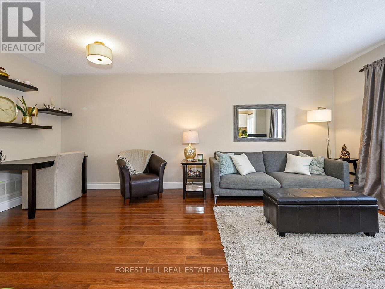 1066 Cooper Avenue, Milton, Ontario  L9T 5W6 - Photo 5 - W13104290