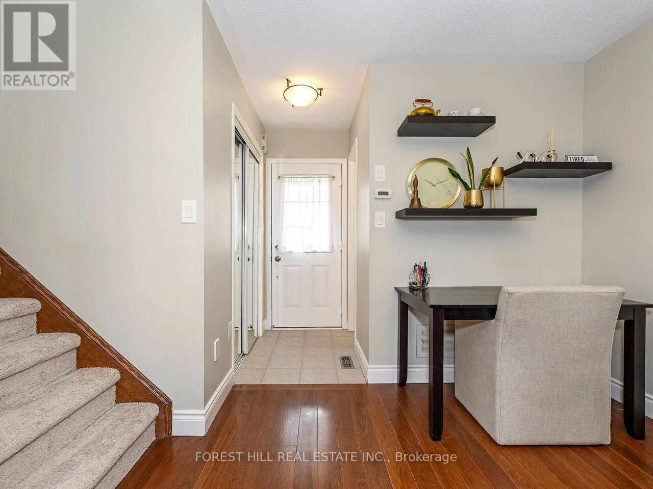 1066 Cooper Avenue, Milton, Ontario  L9T 5W6 - Photo 7 - W13104290