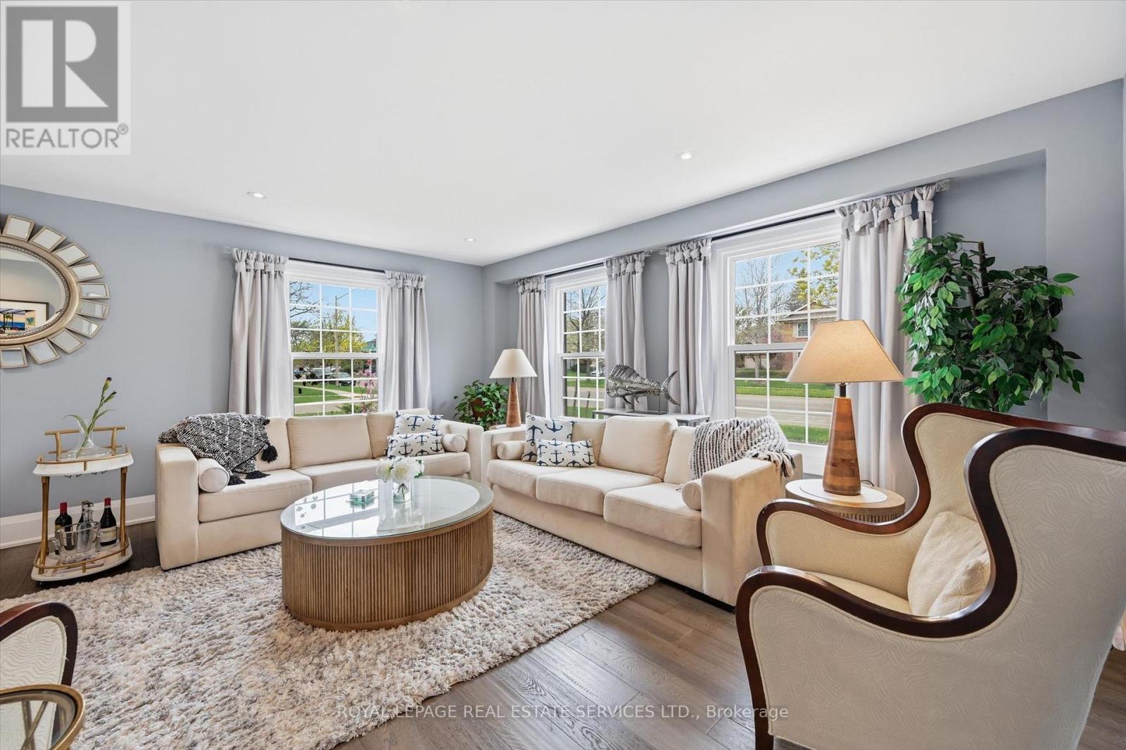1256 Fieldcrest Lane, Oakville, Ontario  L6M 2L8 - Photo 6 - W13104342