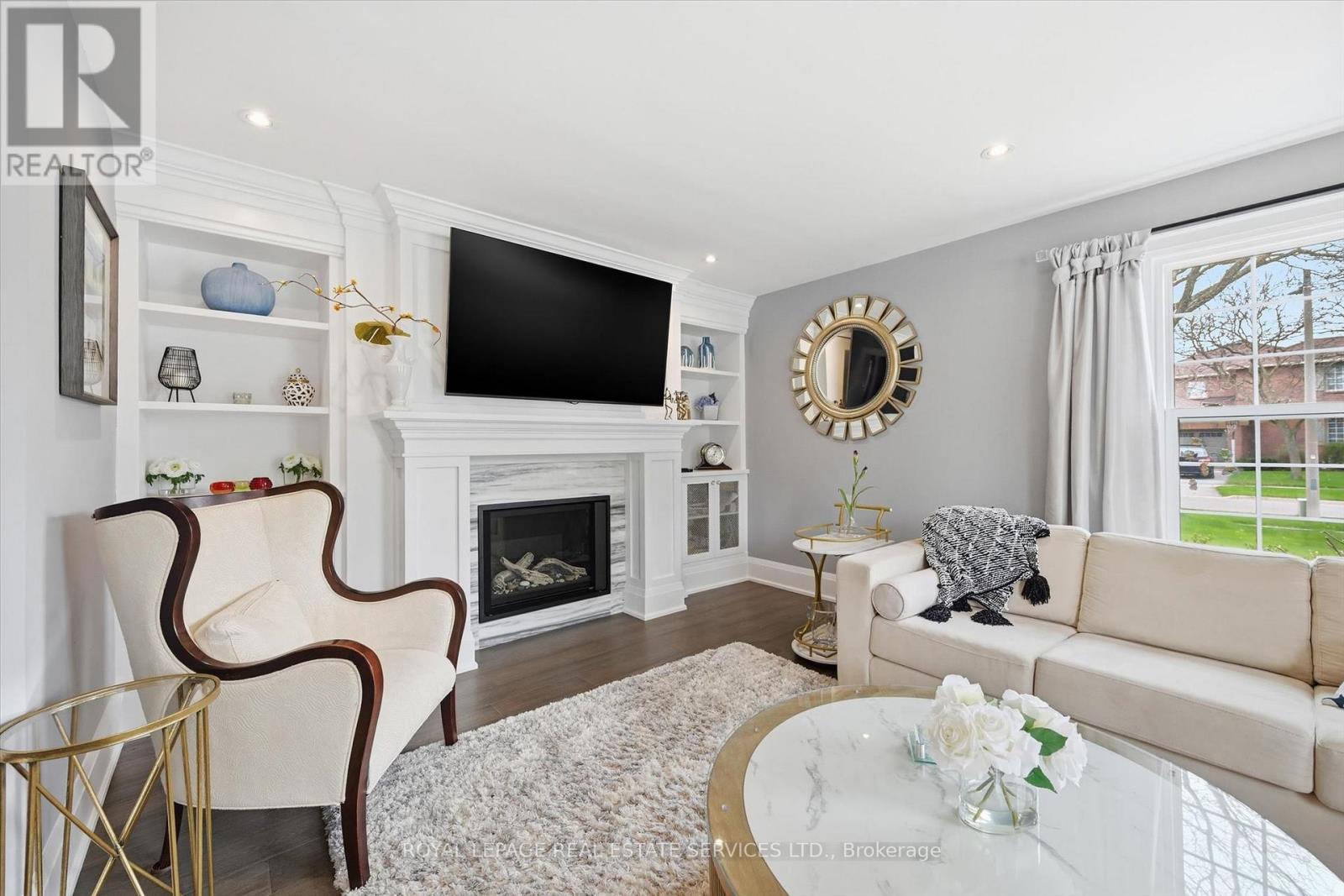 1256 Fieldcrest Lane, Oakville, Ontario  L6M 2L8 - Photo 7 - W13104342