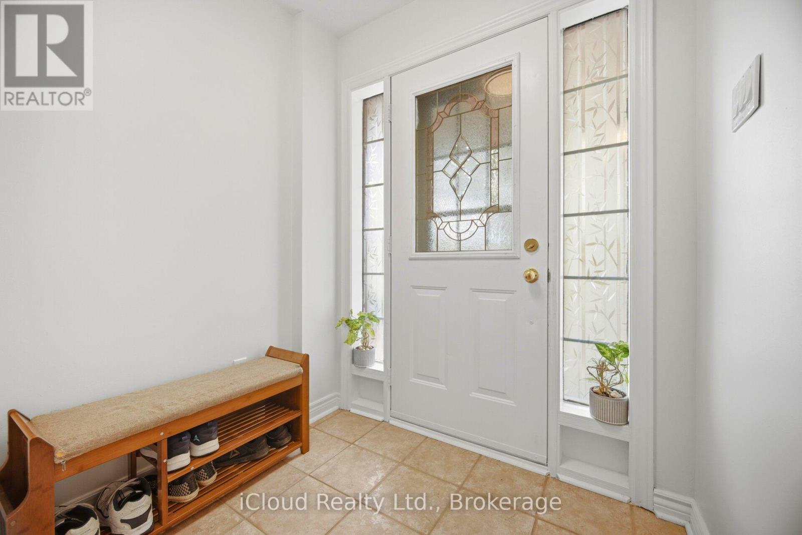 151 Desert Sand Drive, Brampton, Ontario  L6R 1P9 - Photo 7 - W13104374