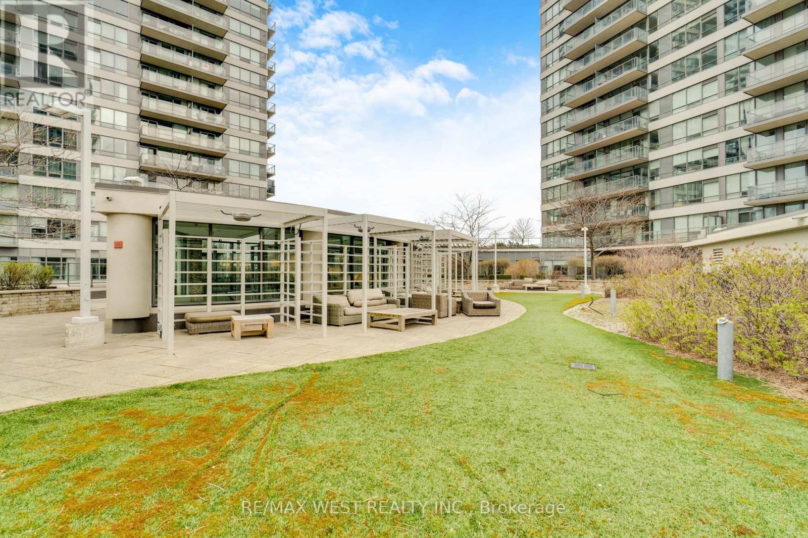 505 - 2240 Lake Shore Boulevard W, Toronto, Ontario  M8V 0B1 - Photo 16 - W13104406