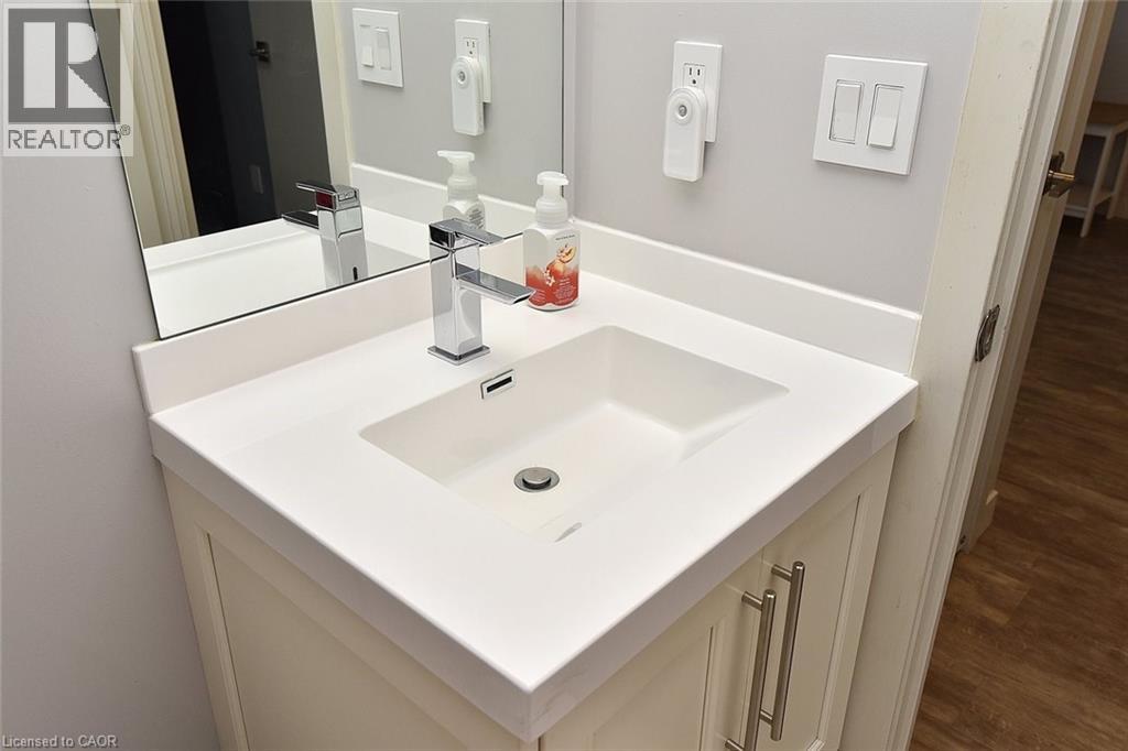 2081 Fairview Street Unit# 1003, Burlington, Ontario  L7R 0E4 - Photo 22 - 40828485
