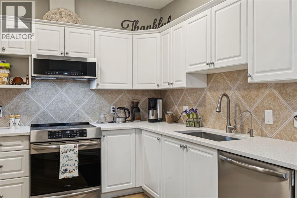 ., 2205 Lake Fraser Green SE, Calgary, Alberta T2J 7H8 - Photo 12 - A2309479