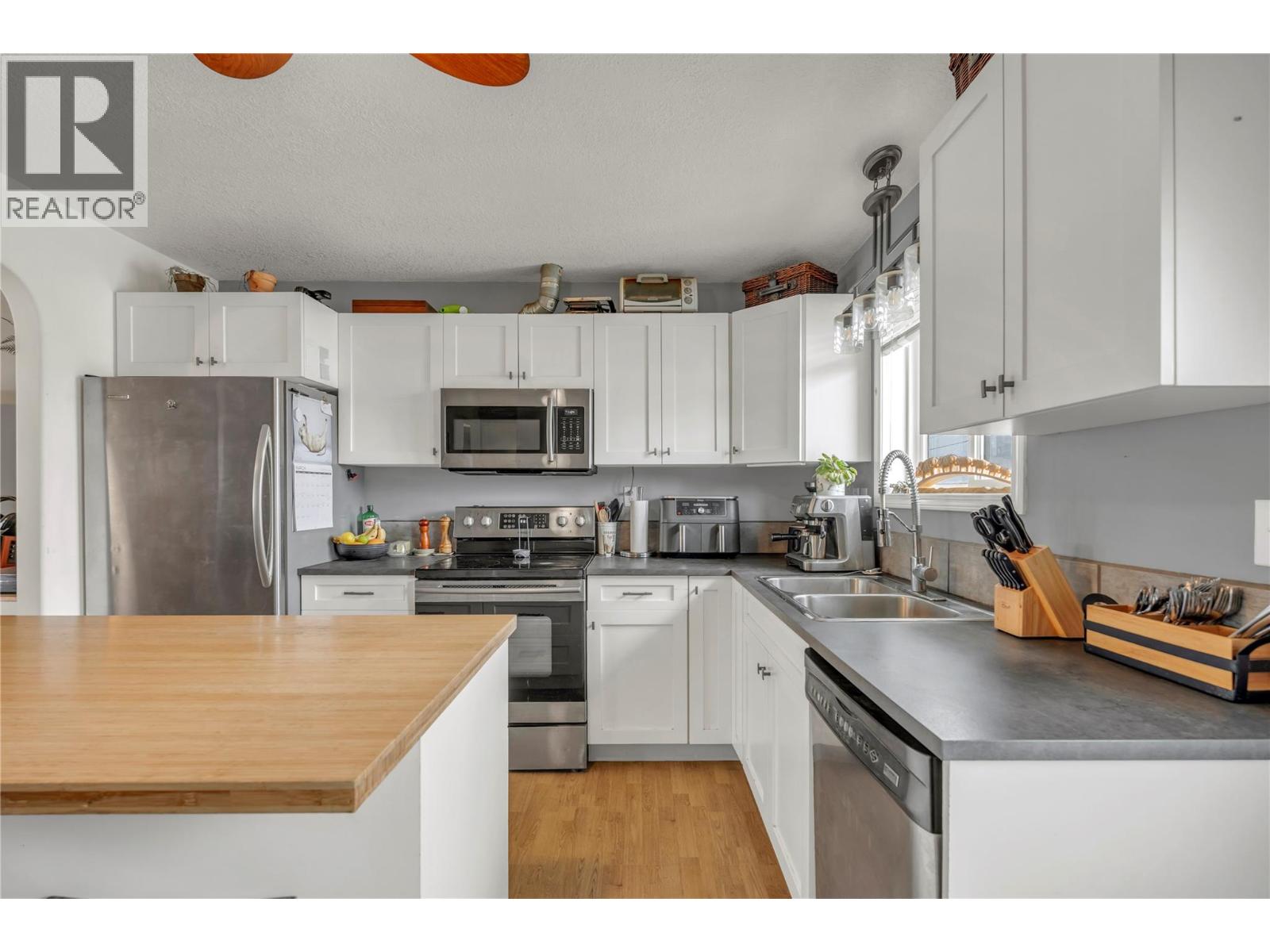764 Penticton Avenue, Penticton, British Columbia  V2A 2M8 - Photo 10 - 10375759