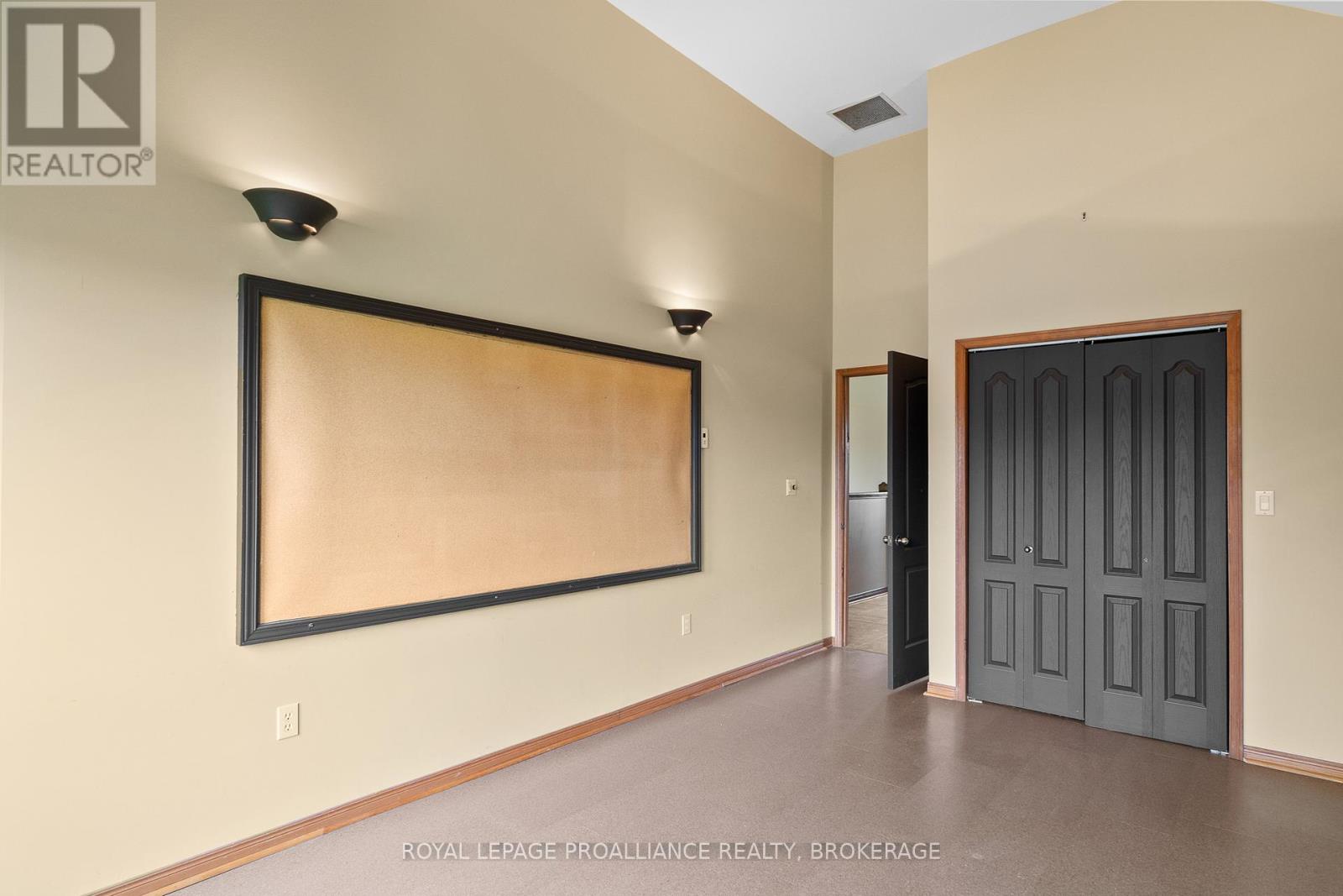 820 Development Drive, Kingston, Ontario  K7M 5V7 - Photo 14 - X13104574