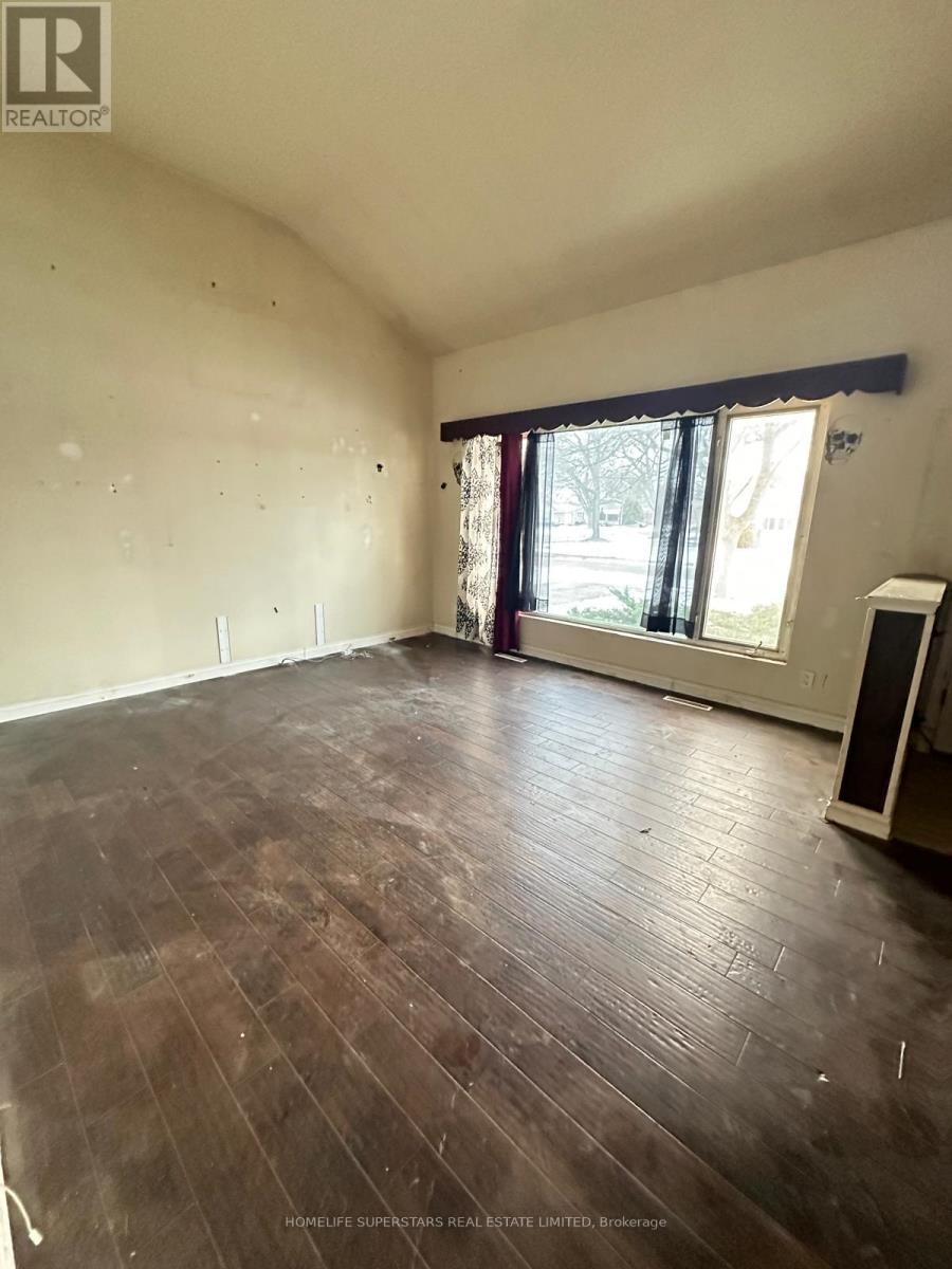 6802 Jill Drive, Niagara Falls, Ontario  L2G 3J2 - Photo 4 - X13104294