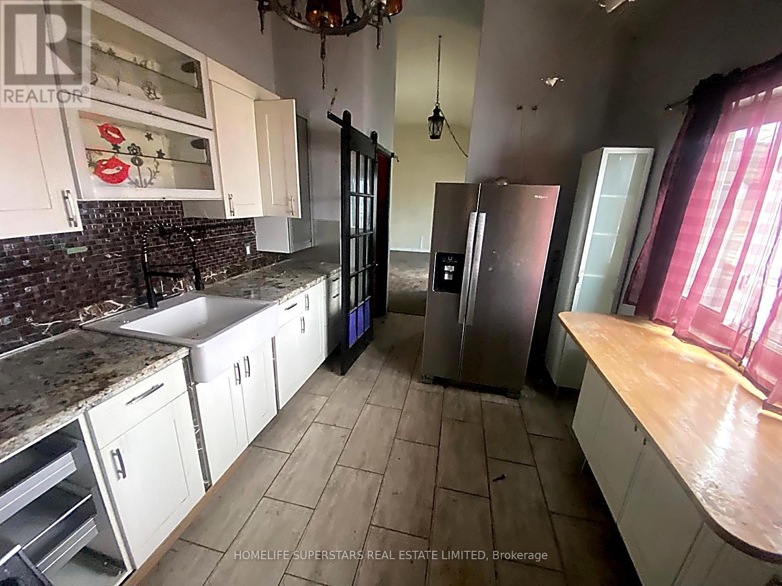 6802 Jill Drive, Niagara Falls, Ontario  L2G 3J2 - Photo 6 - X13104294
