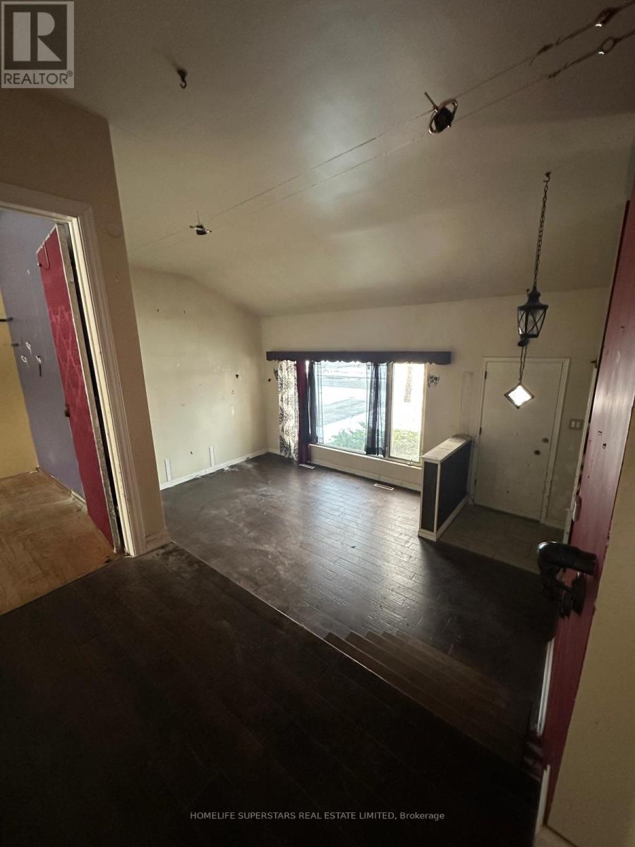 6802 Jill Drive, Niagara Falls, Ontario  L2G 3J2 - Photo 8 - X13104294