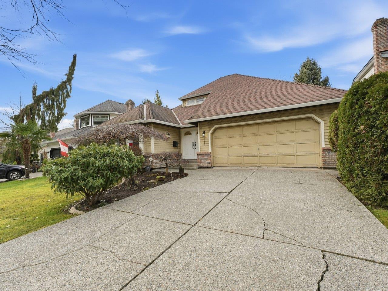 12201 Northpark Crescent, Surrey, British Columbia  V3X 2B2 - Photo 2 - R3121435