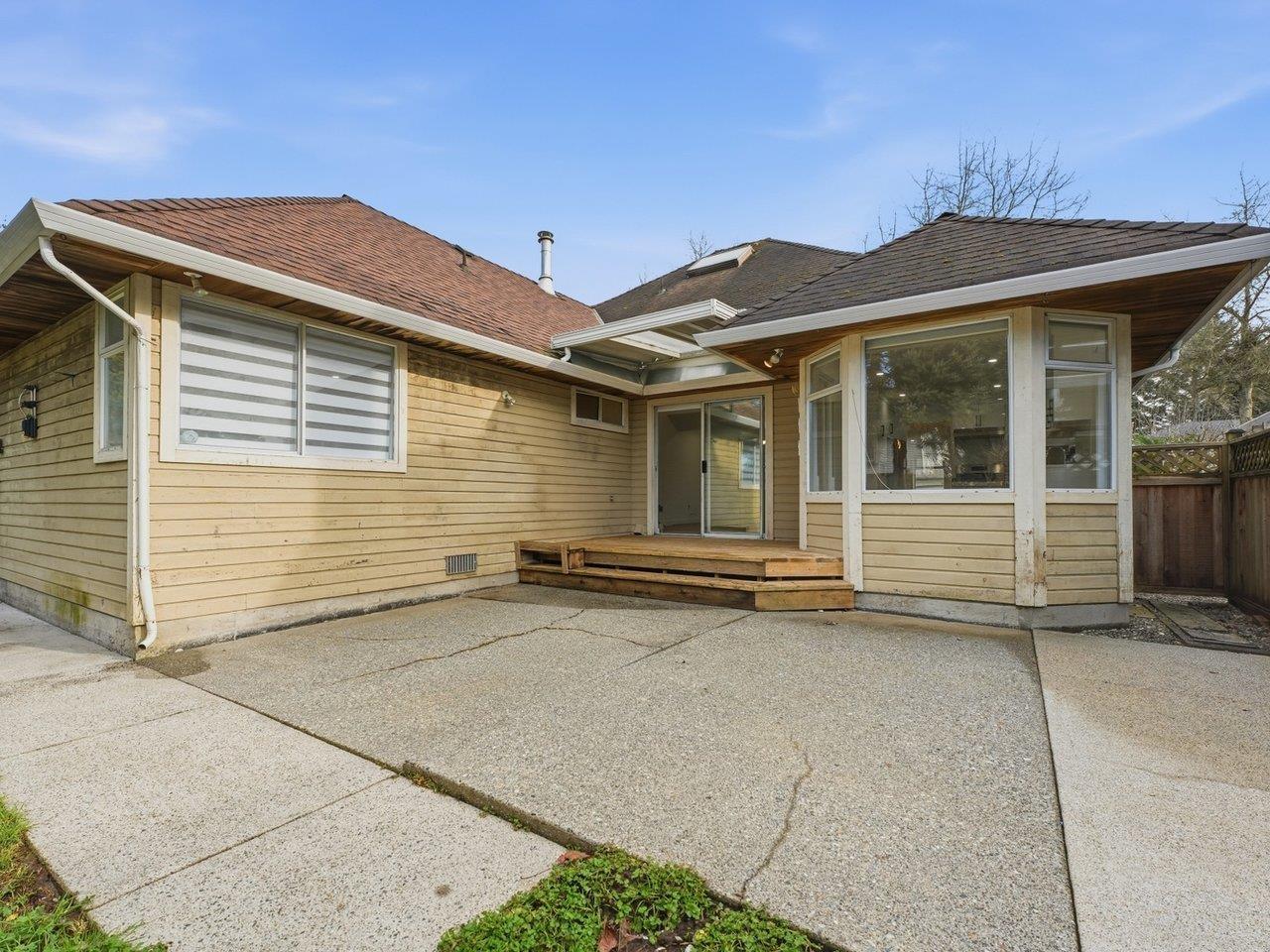 12201 Northpark Crescent, Surrey, British Columbia  V3X 2B2 - Photo 27 - R3121435