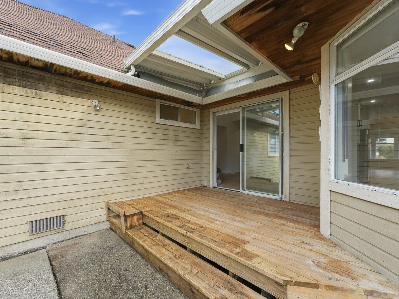 12201 Northpark Crescent, Surrey, British Columbia  V3X 2B2 - Photo 29 - R3121435