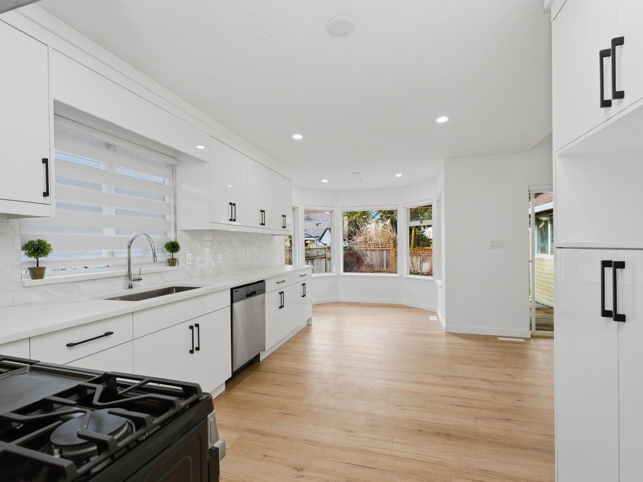 12201 Northpark Crescent, Surrey, British Columbia  V3X 2B2 - Photo 8 - R3121435