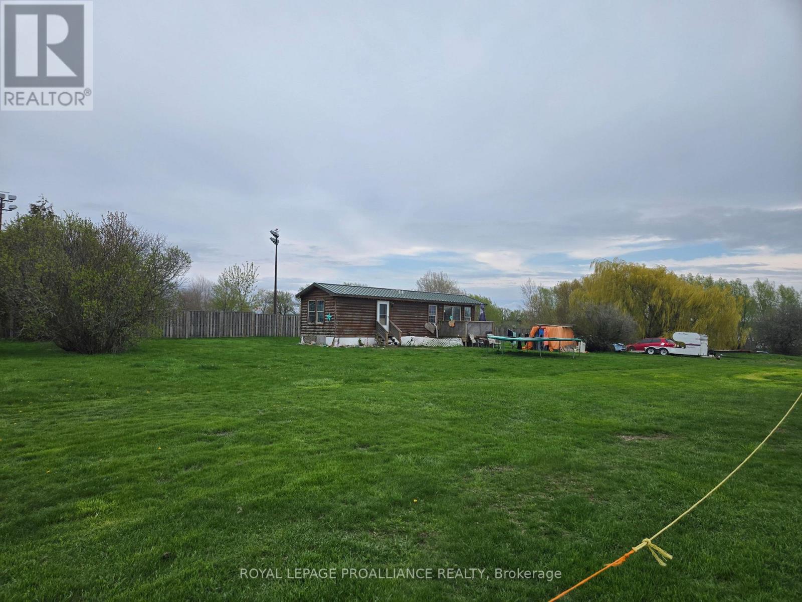 323 Dundas Street E, Quinte West, Ontario  K8V 5W5 - Photo 11 - X13092792