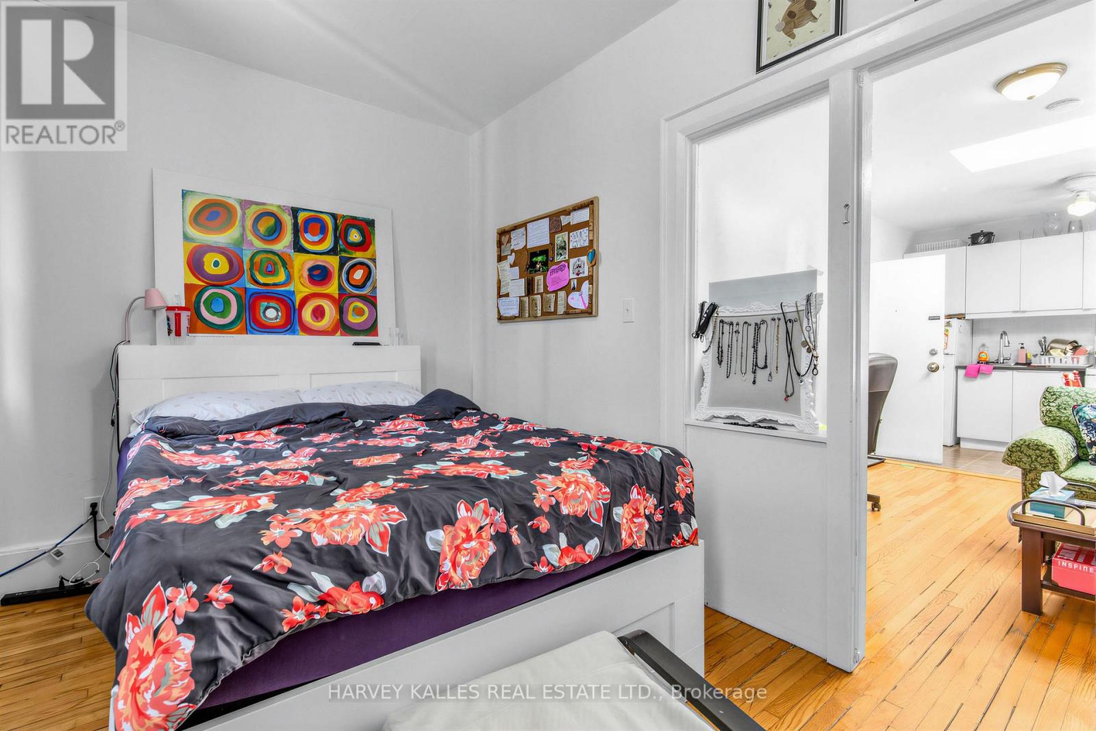 1378 Bathurst Street, Toronto, Ontario  M5R 3J1 - Photo 9 - C13048134