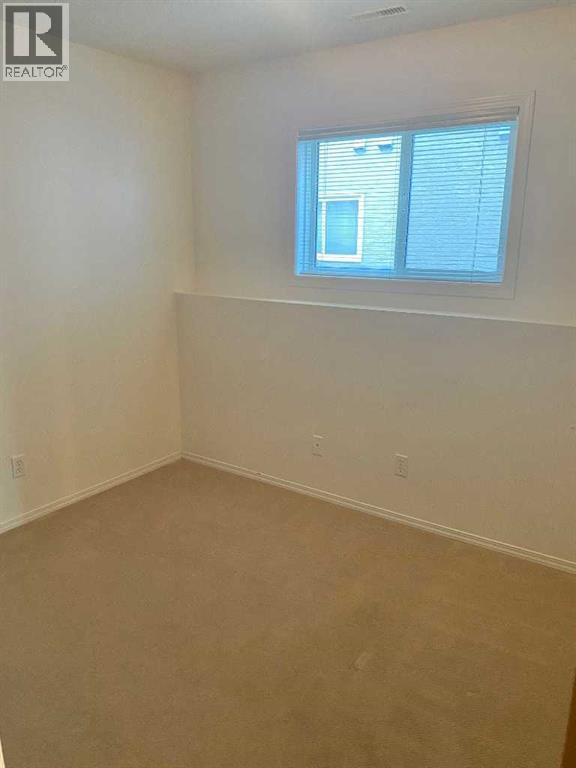 3, 15 Highlands Place W, Lethbridge, Alberta  T1J 4X8 - Photo 6 - A2309552