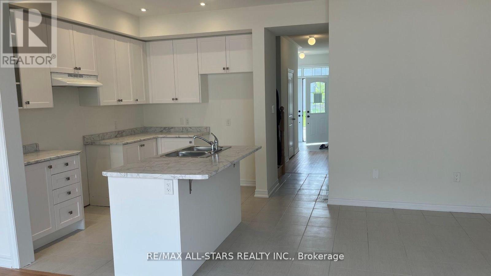 703 Potawatomi Crescent, Shelburne, Ontario  L9V 3Y4 - Photo 2 - X13103654
