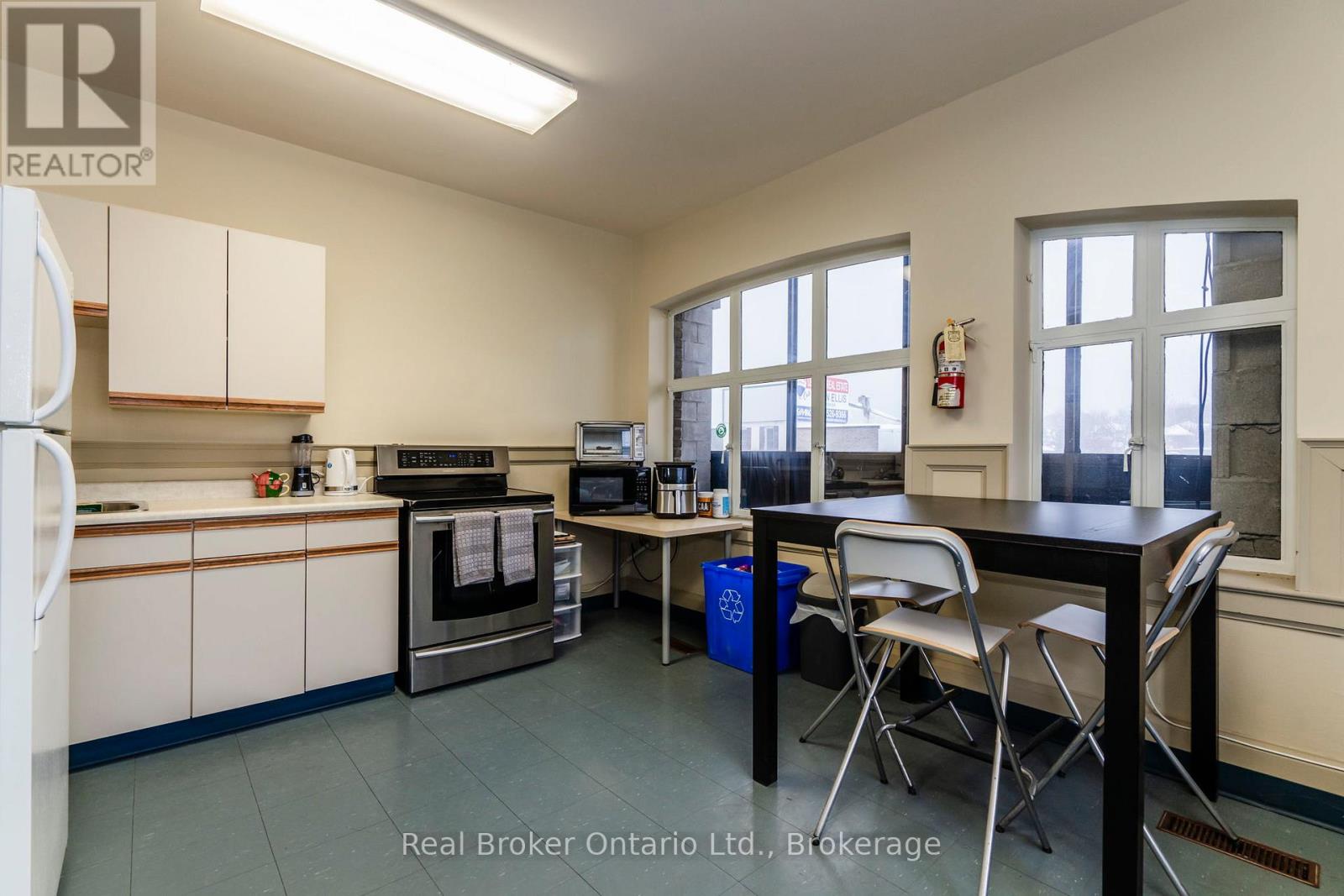270 King Street, Midland, Ontario  L4R 3M3 - Photo 18 - S13104548