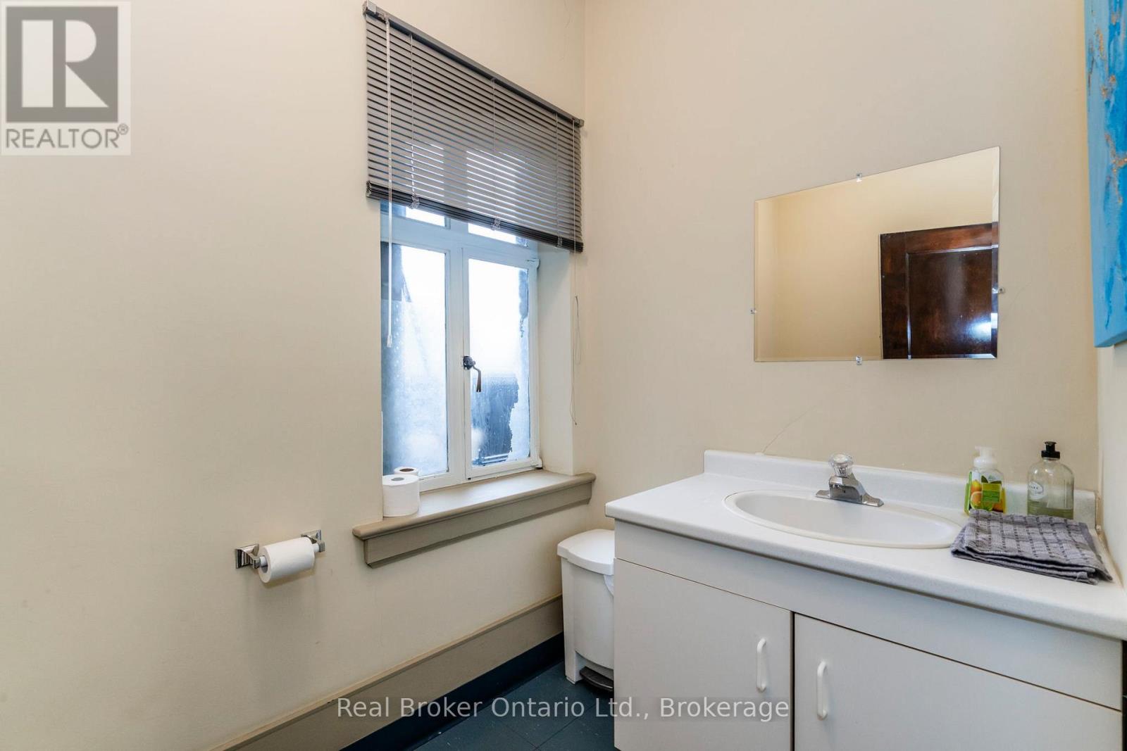 270 King Street, Midland, Ontario  L4R 3M3 - Photo 27 - S13104548