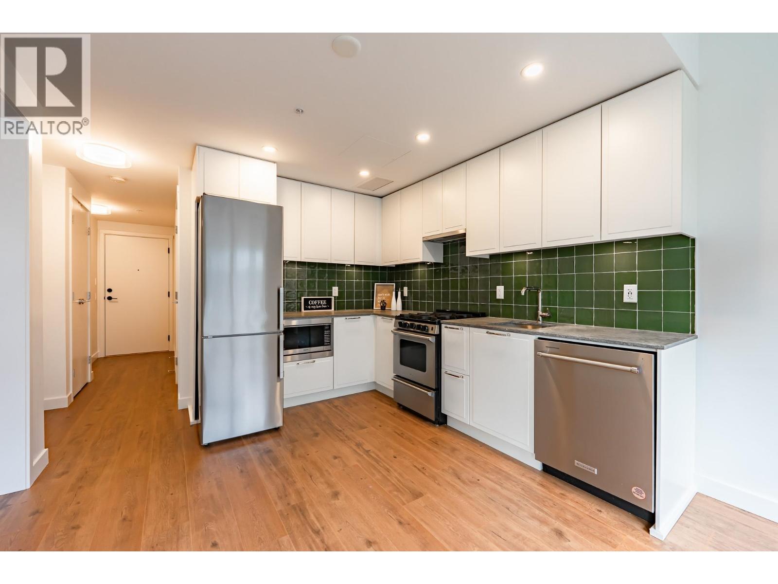 402 648 Lea Avenue, Coquitlam, British Columbia  V3J 0P1 - Photo 5 - R3121389