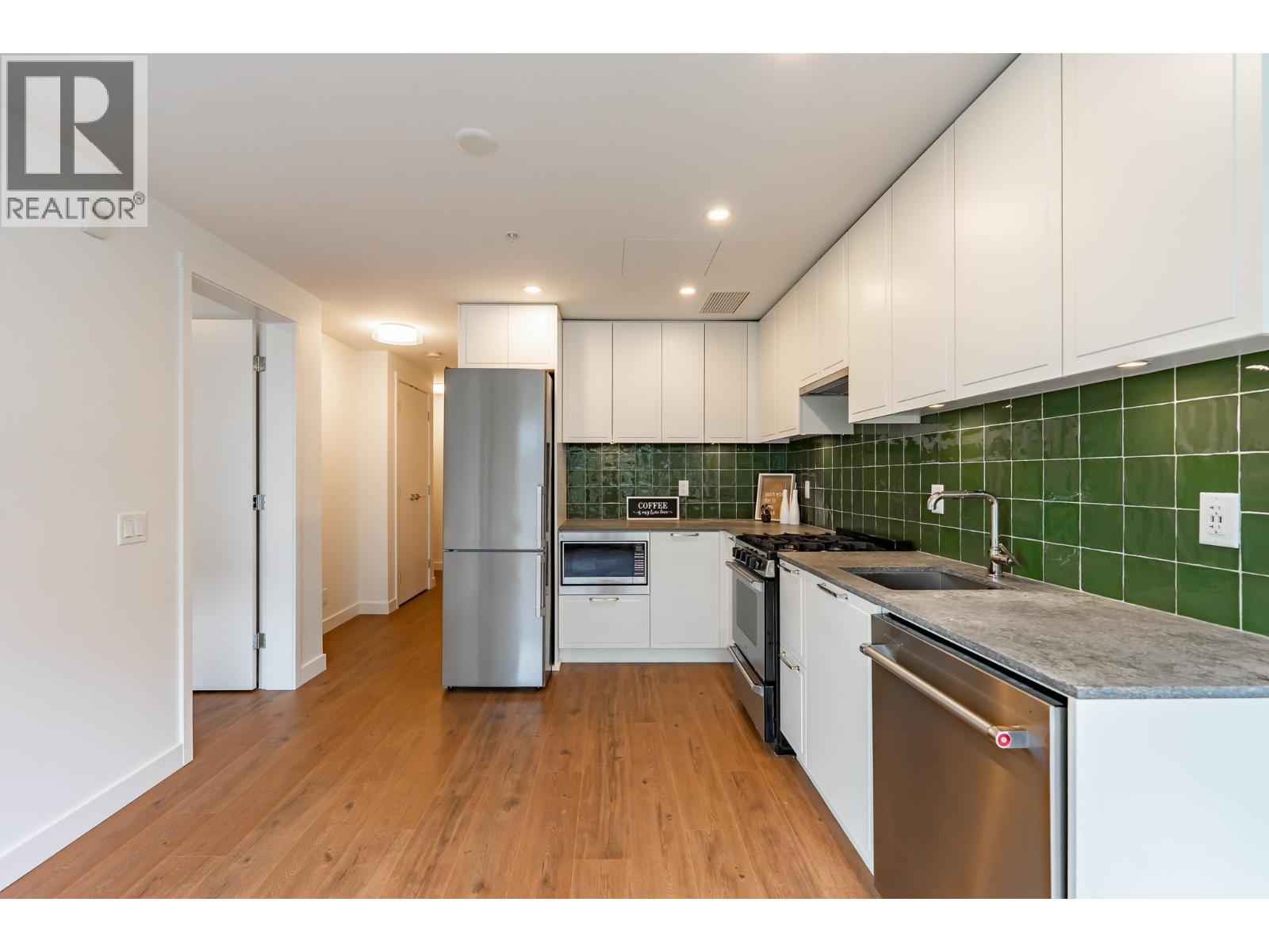 402 648 Lea Avenue, Coquitlam, British Columbia  V3J 0P1 - Photo 6 - R3121389