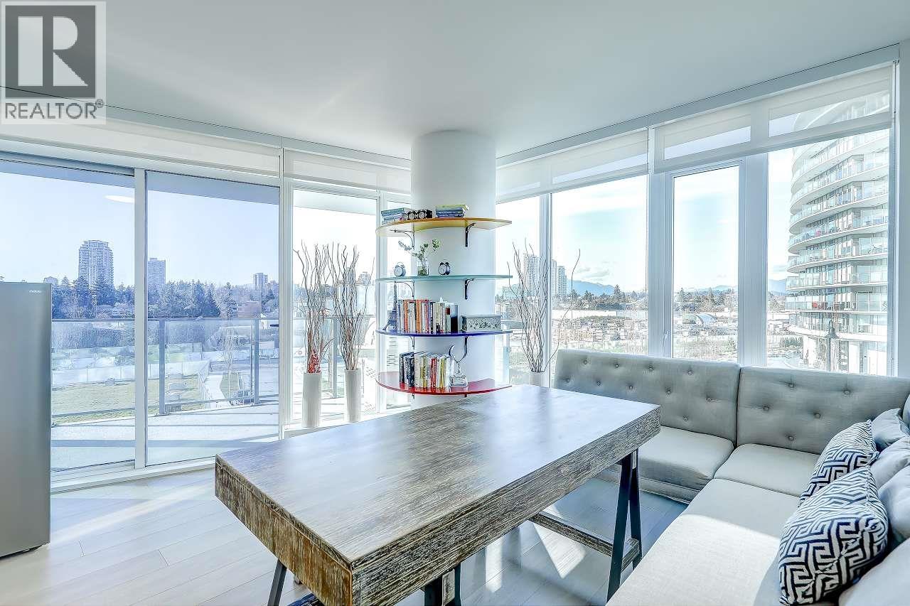 303 7683 PARK CRESCENT, Burnaby, British Columbia