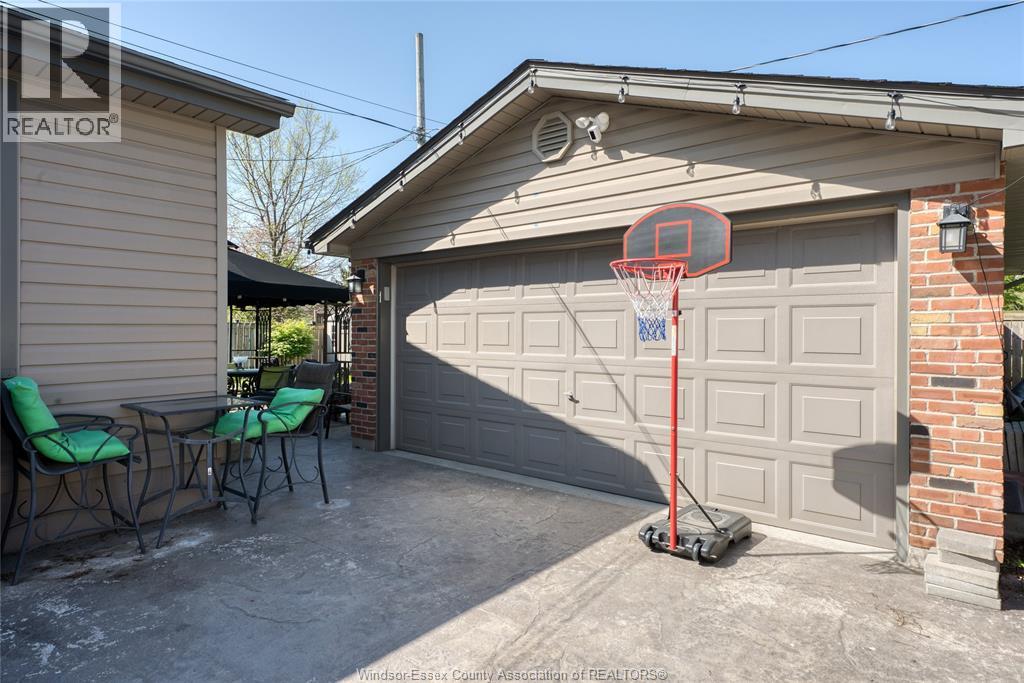 3185 Askin, Windsor, Ontario  N9E 3J4 - Photo 17 - 26010281