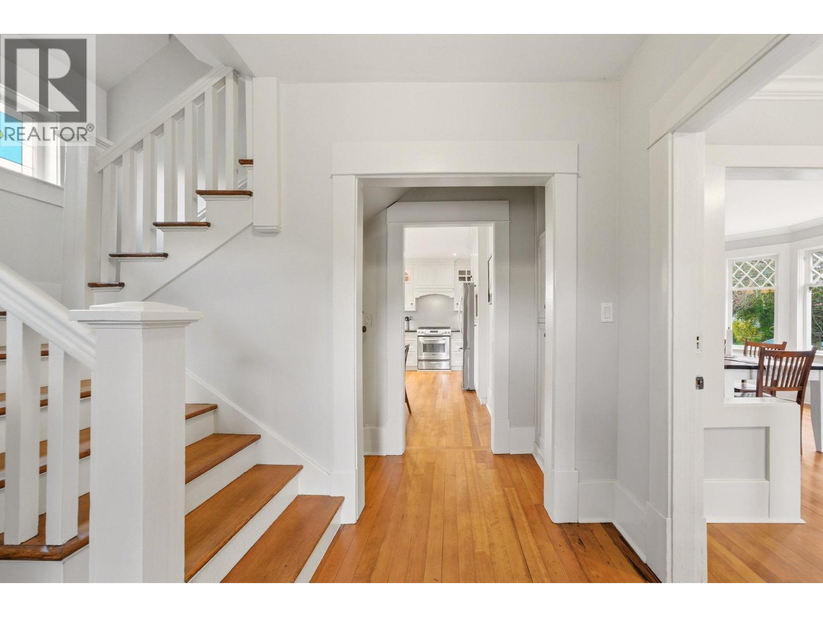 416 Second Street, New Westminster, British Columbia  V3L 2L4 - Photo 4 - R3121396