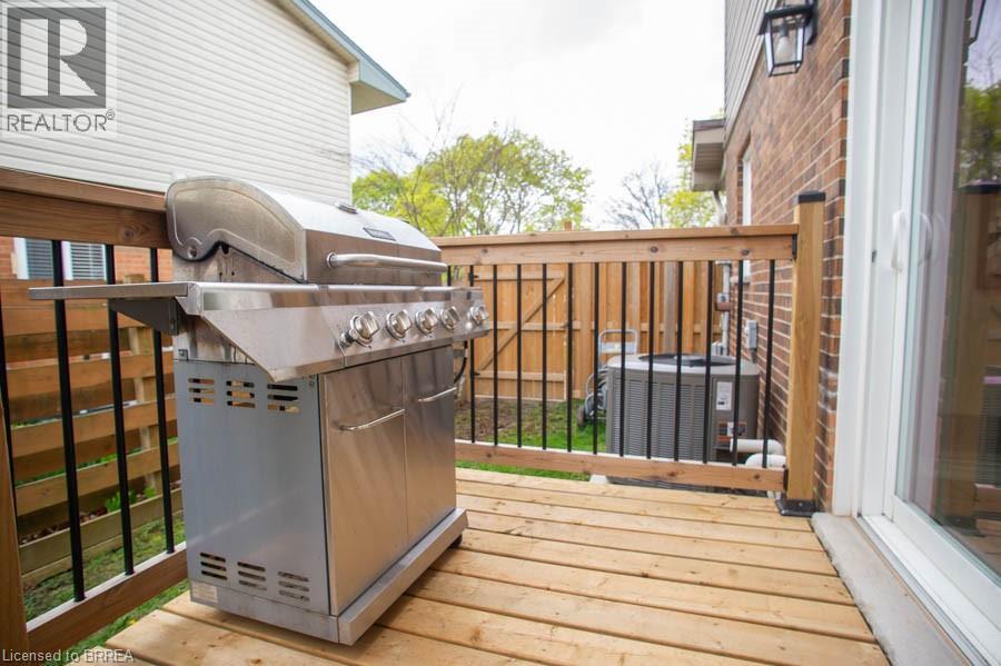 331 Brantwood Park Road, Brantford, Ontario  N3P 1G7 - Photo 26 - 40825533