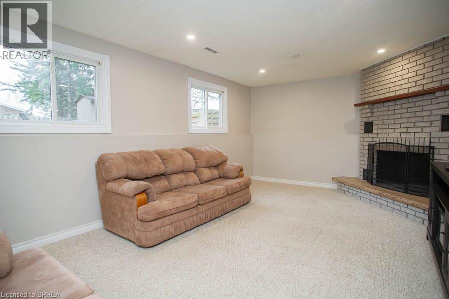 331 Brantwood Park Road, Brantford, Ontario  N3P 1G7 - Photo 22 - 40825533