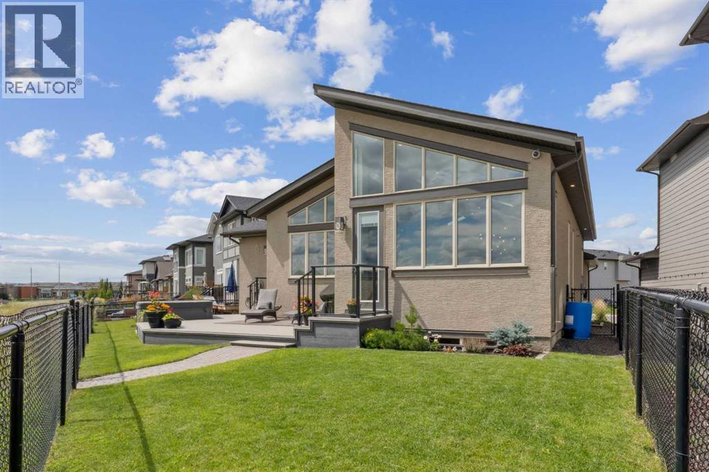 64 Walcrest View Se, Calgary, Alberta  T2X 4G3 - Photo 3 - A2294802