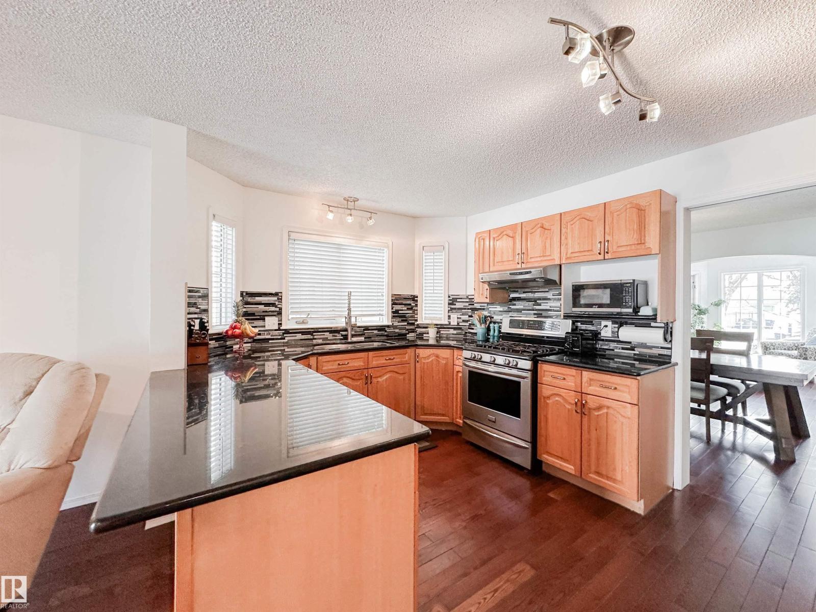 10020 97 Av Nw, Edmonton, Alberta  T5K 0B1 - Photo 17 - E4486658