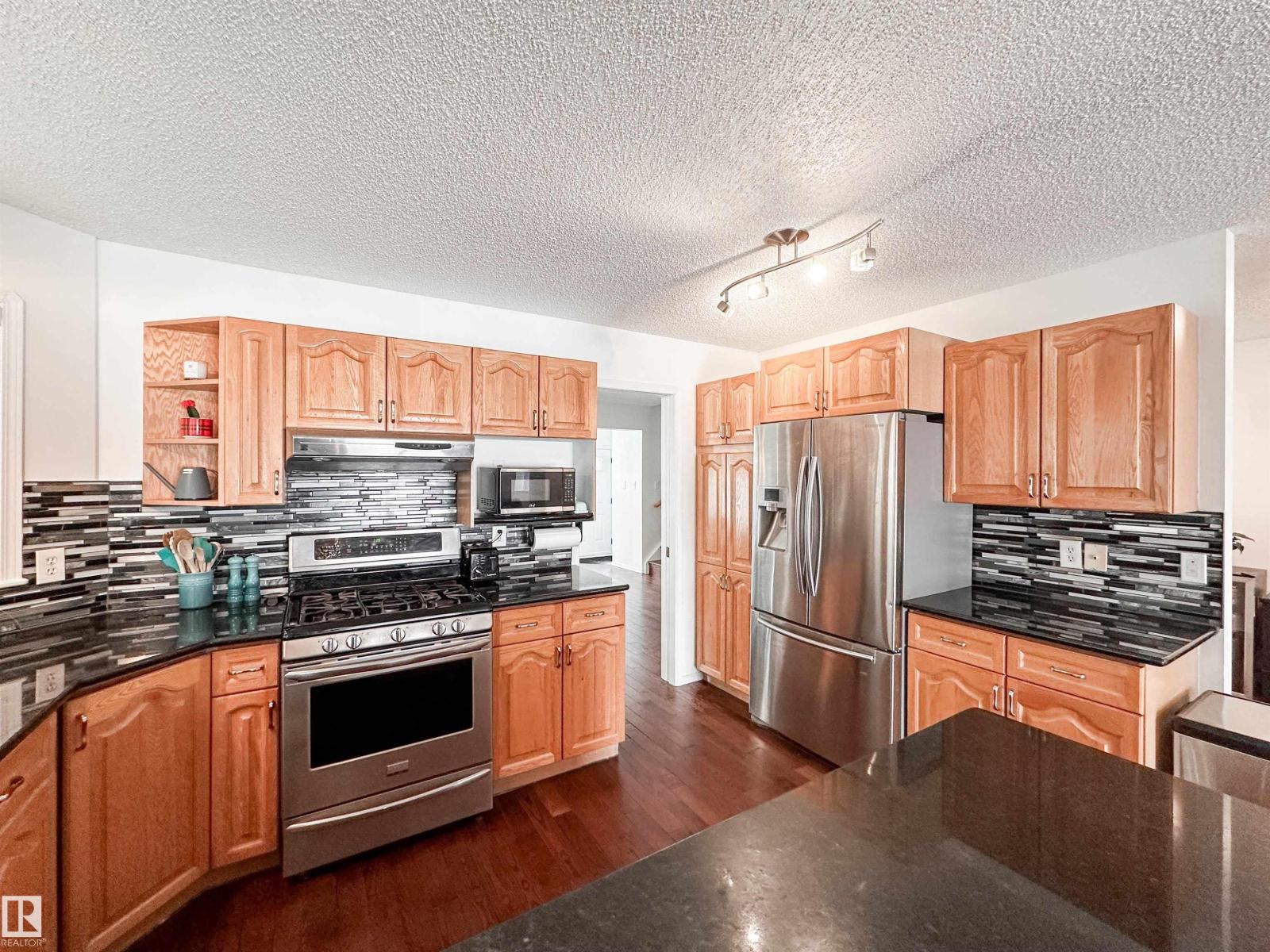 10020 97 Av Nw, Edmonton, Alberta  T5K 0B1 - Photo 19 - E4486658