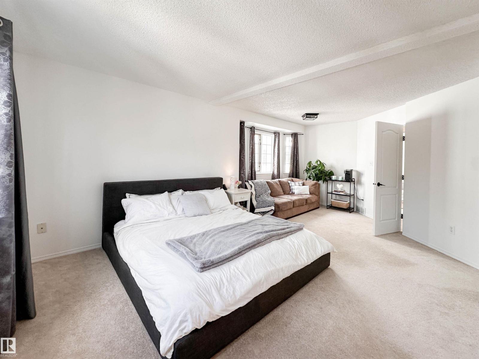 10020 97 Av Nw, Edmonton, Alberta  T5K 0B1 - Photo 32 - E4486658