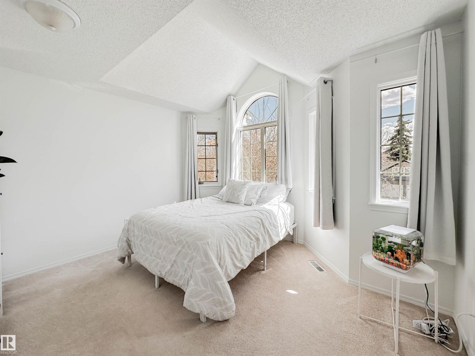 10020 97 Av Nw, Edmonton, Alberta  T5K 0B1 - Photo 35 - E4486658