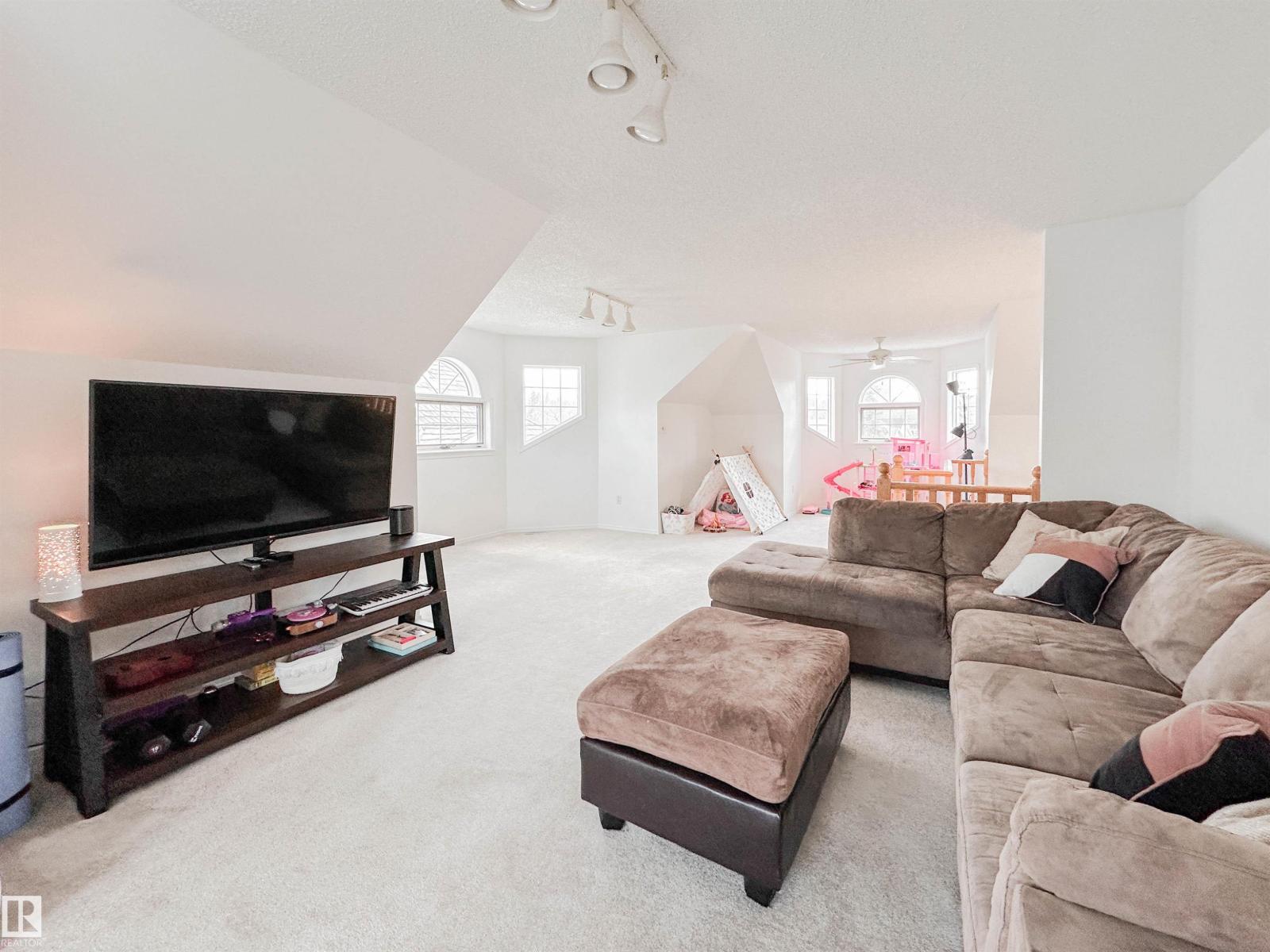 10020 97 Av Nw, Edmonton, Alberta  T5K 0B1 - Photo 43 - E4486658