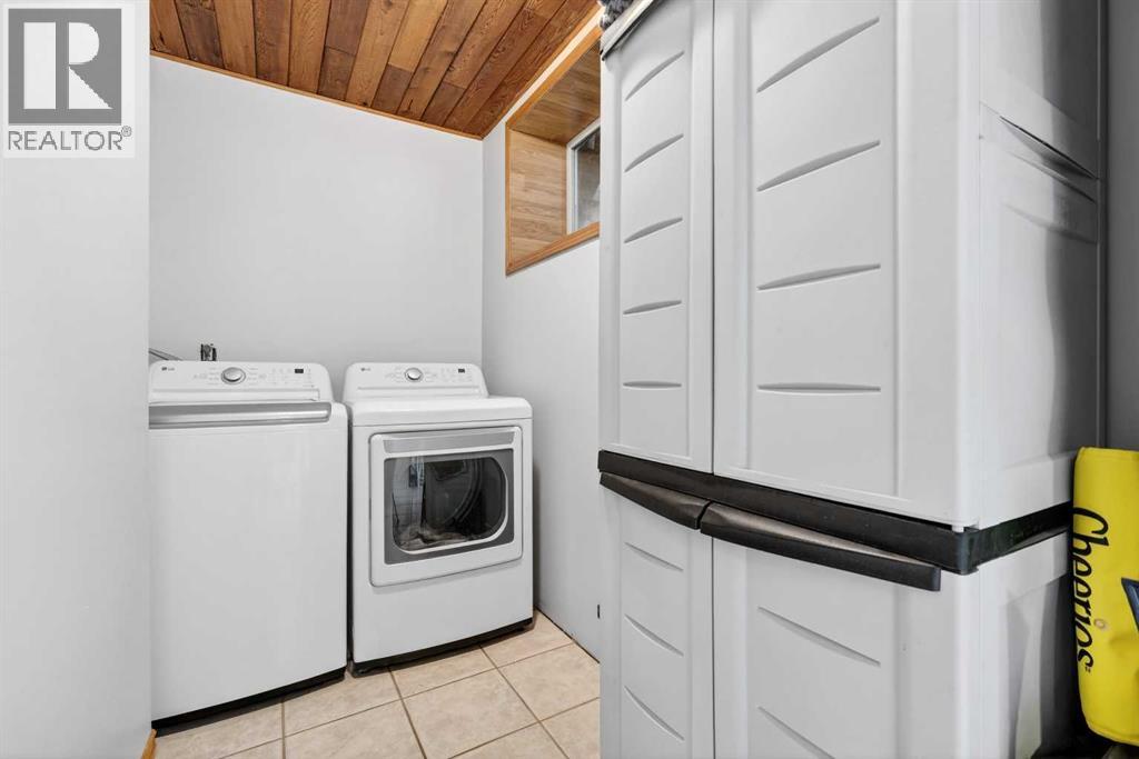 112239 402 Avenue W, Rural Foothills County, Alberta  T1S 6E1 - Photo 22 - A2307122
